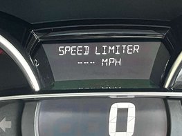 Renault Clio 0.9 Clio Iconic TCe 5dr 25