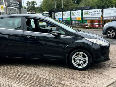 Ford Fiesta ZETEC 12