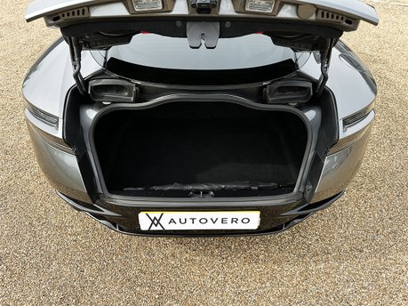 Aston Martin DB11 4.0L V8 Coupe 78