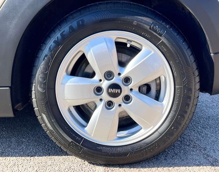 Mini Convertible 1.5 Cooper Classic Auto 2dr 17