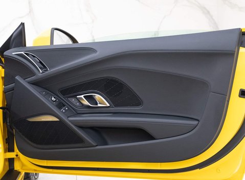 Audi R8 V10 Spyder 15