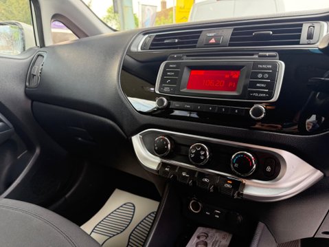 Kia Rio 1.25 SR7 Euro 6 5dr 15