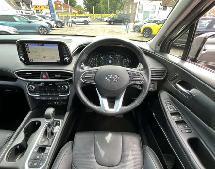 Hyundai SANTA FE 2.2 Santa Fe Premium SE CRDi Auto 4WD 5dr 19