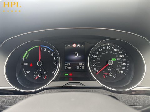 Volkswagen Passat 1.4 TSI 13kWh GTE Saloon 4dr Petrol Plug-in Hybrid DSG Euro 6 (s/s) (218 ps 14