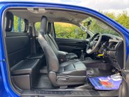 Toyota Hilux Active 4WD D-4D ECB Pickup 10