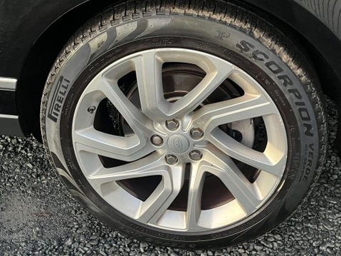 Land Rover Range Rover 3.0 TD V6 Autobiography Auto 4WD Euro 6 (s/s) 5dr 57