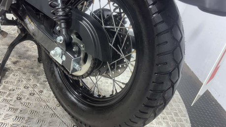 Sinnis Hoodlum 125 2019 ONLY 200 MILES NEW MOT SERVICED 125CC CRUISER BIKE 27