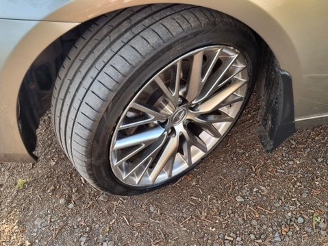 Lexus Is 300H PREMIER 15