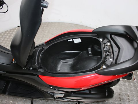 Yamaha Nmax 125 GPD125-A ABS 17