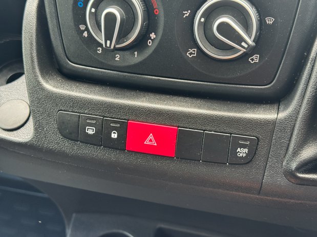 Citroen Relay XLWB L4H2 Medium Roof Enterprise Air Con Sensors EURO 6 33