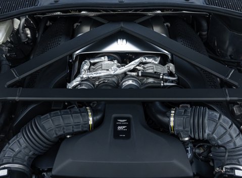 Aston Martin Vantage 007 Edition 48