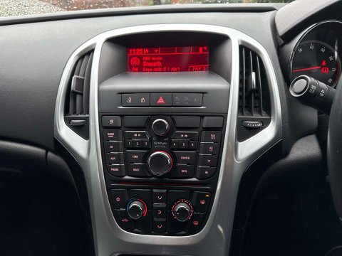 Vauxhall Astra 1.6 Astra Exite 5dr 11