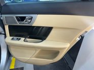 Jaguar XF D LUXURY 22