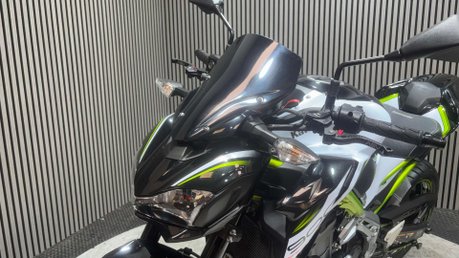 Kawasaki Z900 2019 69 PLATE FULL AKRAPOVIC ONLY 15K STUNNING NAKED BIKE 14
