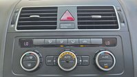 Volkswagen Touran 1.4 TSI BlueMotion Tech SEL MPV 5dr Petrol DSG Euro 6 (s/s) (150 ps) 60