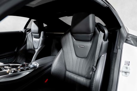 Mercedes-Benz Amg GT PREMIUM. MERCEDES WARRANTY. FULL MSH. DESIGNO PAINT. BURMESTER. PANO ROOF. 19