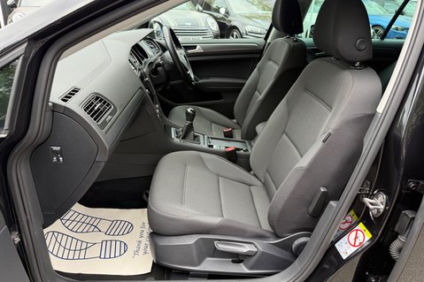 Volkswagen Golf MATCH EDITION TSI EVO - CAMERA - APPLE CAR PLAY -HEATED WINDSCREEN  3