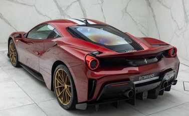 Ferrari 488 Pista 12