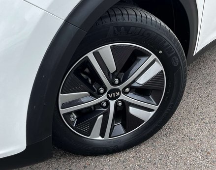 Kia Niro 1.6 Niro 2 HEV Semi-Auto 5dr 3