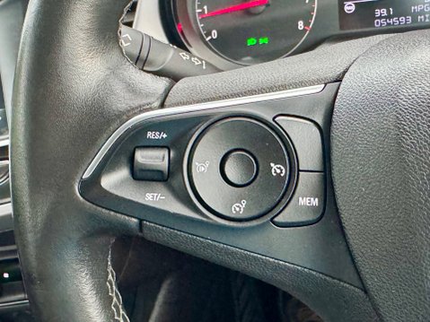 Vauxhall Crossland X SE 21