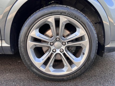 Audi Q3 2.0 TDI S line Plus S Tronic quattro Euro 6 (s/s) 5dr 47