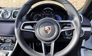 Porsche Boxster Spyder 25