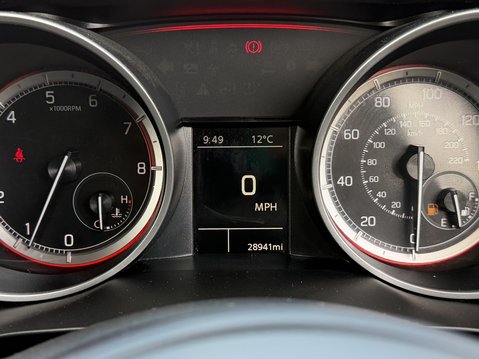 Suzuki Swift 1.2 Dualjet 83 12V Hybrid SZ-L 5dr 23