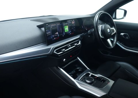 BMW 3 Series 2.0 320i M Sport Saloon 4dr Petrol Auto Euro 6 (s/s) (184 ps) 48