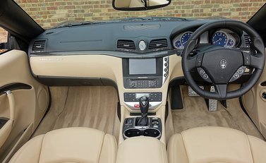 Maserati Grancabrio Sport 18