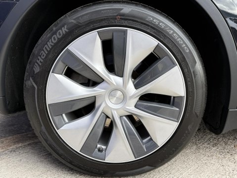 Tesla Model Y (Dual Motor) Long Range SUV 5dr Electric Auto 4WDE (384 bhp) 15