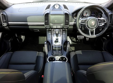 Porsche Cayenne S Diesel 16