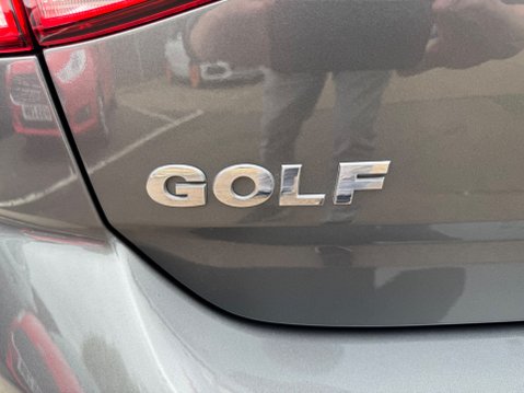 Volkswagen Golf MATCH TDI DSG 21