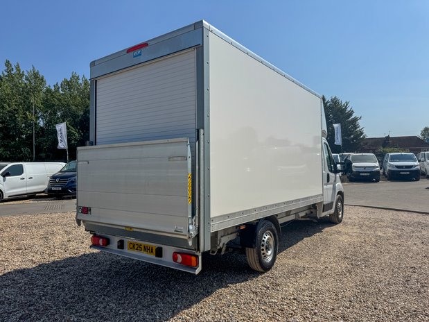 Citroen Relay Luton LWB L3 Enterprise Tail Lift 35 EURO 6 SELECT 6