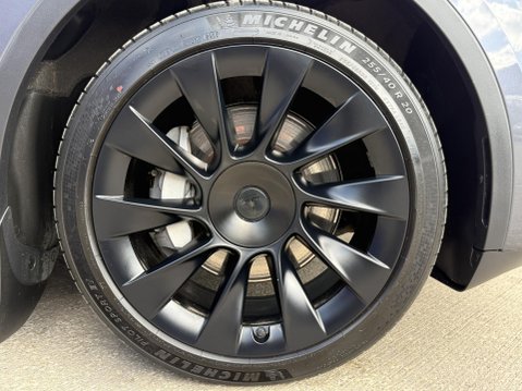 Tesla Model Y (Dual Motor) Long Range SUV 5dr Electric Auto 4WDE (384 bhp) 14