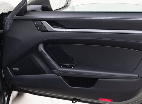 Porsche 911 Targa 4S (992) 22