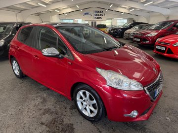 Peugeot 208 1.2 VTi Style Euro 5 5dr