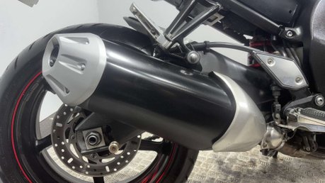 Yamaha FZ1 FAZER 2011 ONLY 19K VERY CLEAN 1000CC NAKED MOT SERVICED 22