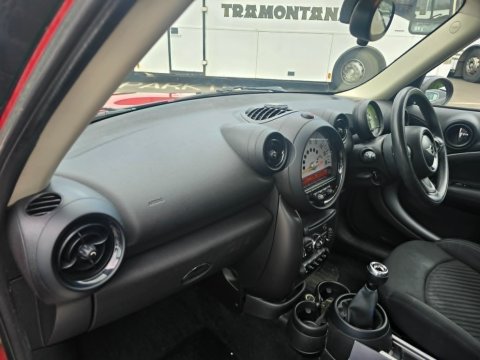 Mini Countryman COOPER SD ALL4 12