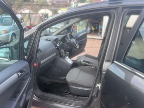 Vauxhall Zafira 1.9 CDTi Exclusiv MPV 5dr Diesel Auto Euro 4 (120 ps) 11