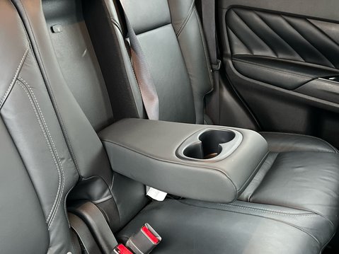 Mitsubishi Outlander PHEV DYNAMIC 39