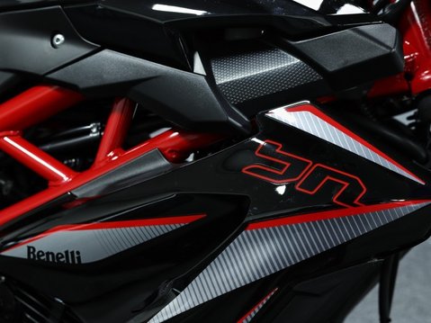 Benelli BN 125 BN125 5