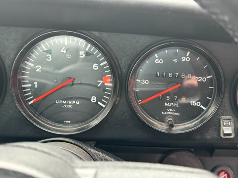 Porsche 911 Carrera 3.0 Targa 8
