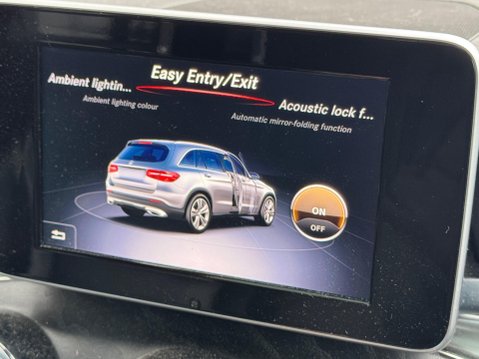 Mercedes-Benz GLC 2.1 GLC250d AMG Line (Premium) G-Tronic+ 4MATIC Euro 6 (s/s) 5dr 27