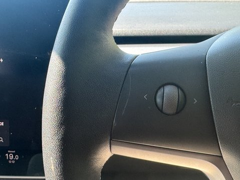 Tesla Model 3 Saloon 4dr Electric Auto RWD (241 bhp) 13