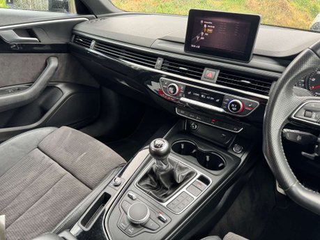 Audi A4 1.4 A4 Black Edition TFSI 5dr 31