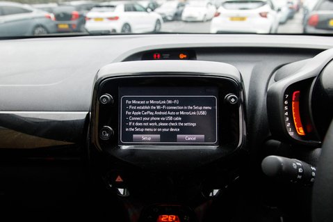 Peugeot 108 COLLECTION 24