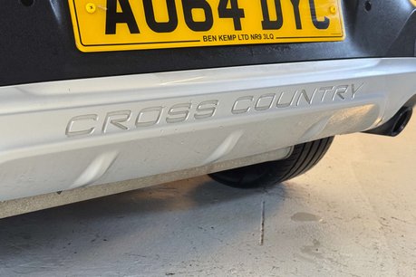 Volvo V40 1.6 T4 Lux Hatchback 5dr Petrol Powershift Euro 5 (s/s) (180 ps) 7