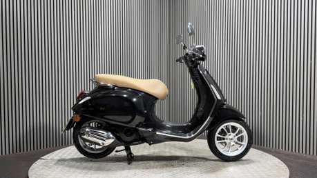 Piaggio Vespa Primavera 2021 9K LONG MOT SERVICED 125CC LEARNER LEGAL SCOOTER 1