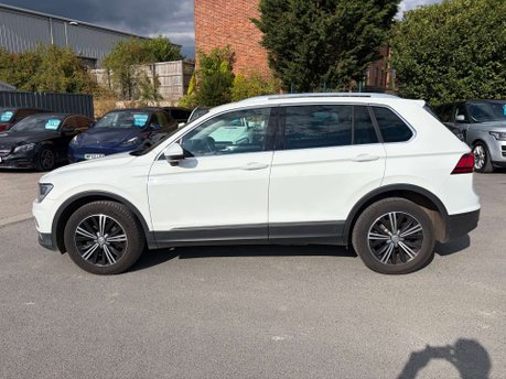 Volkswagen Tiguan 2.0 Tiguan SE Nav TDI BlueMotion Technology 4Motion 4WD 5dr 15