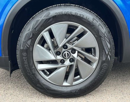 Nissan Qashqai 1.3 Qashqai Acenta Premium T MHEV CVT 5dr 12